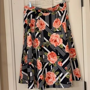 Colorful elastic waisted skirt
